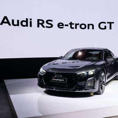 Електрическият флагман Audi RS e-tron GT отвори портала на бъдещето в сферата на електрическата мобилност